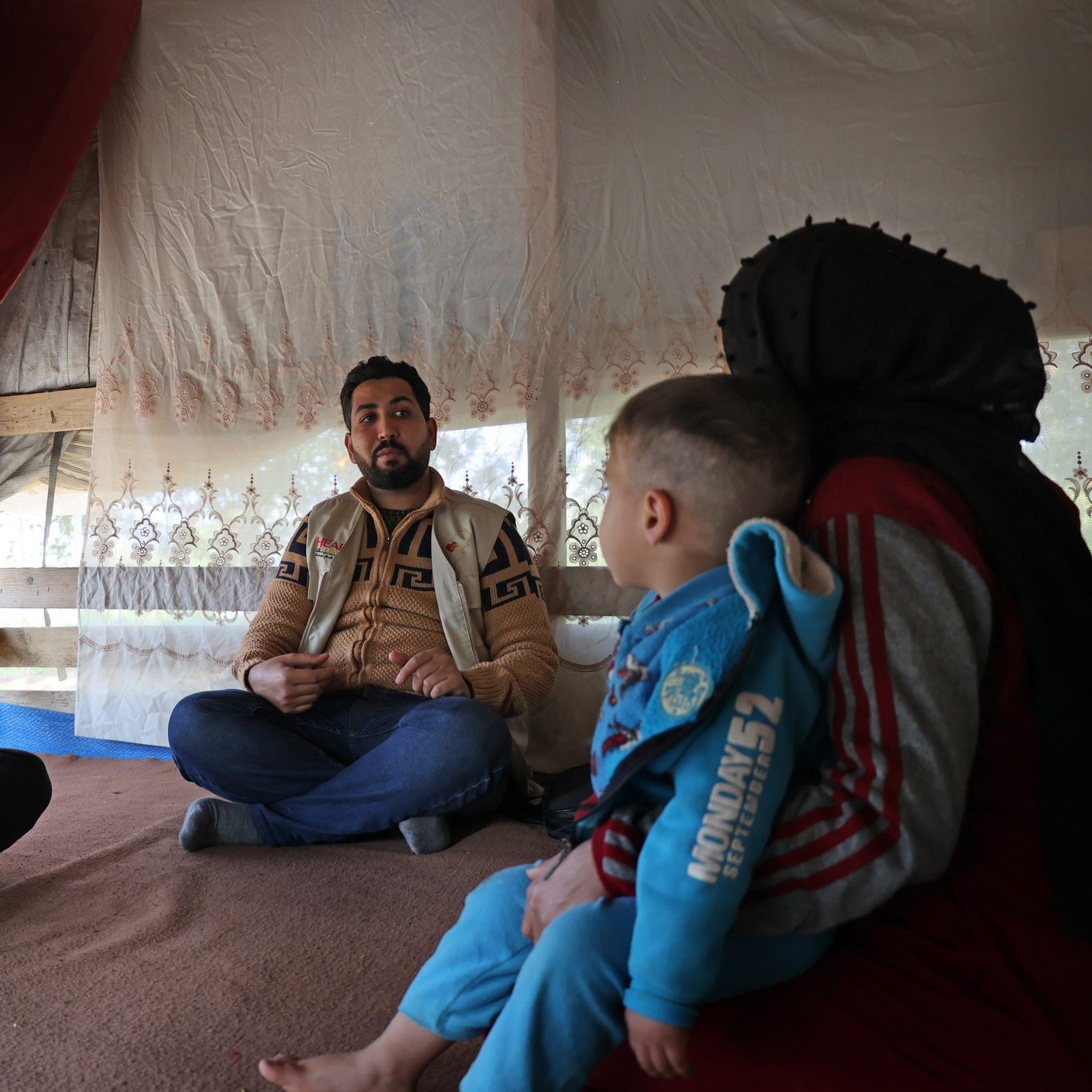 Anti-Syrian attitude rises in Lebanon, ministry meets refugee needs