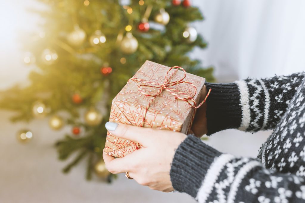 gift, giving, unsplash