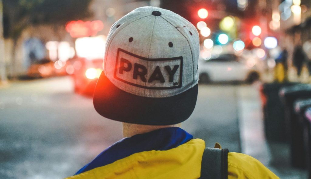 smaller, cropped, pray, emergency,